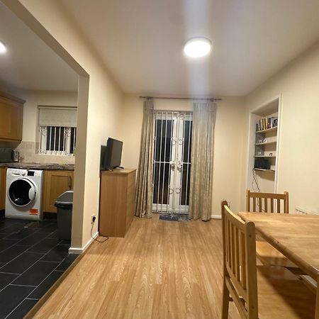 Nice Double Room In Heart Of Londyn Zewnętrze zdjęcie